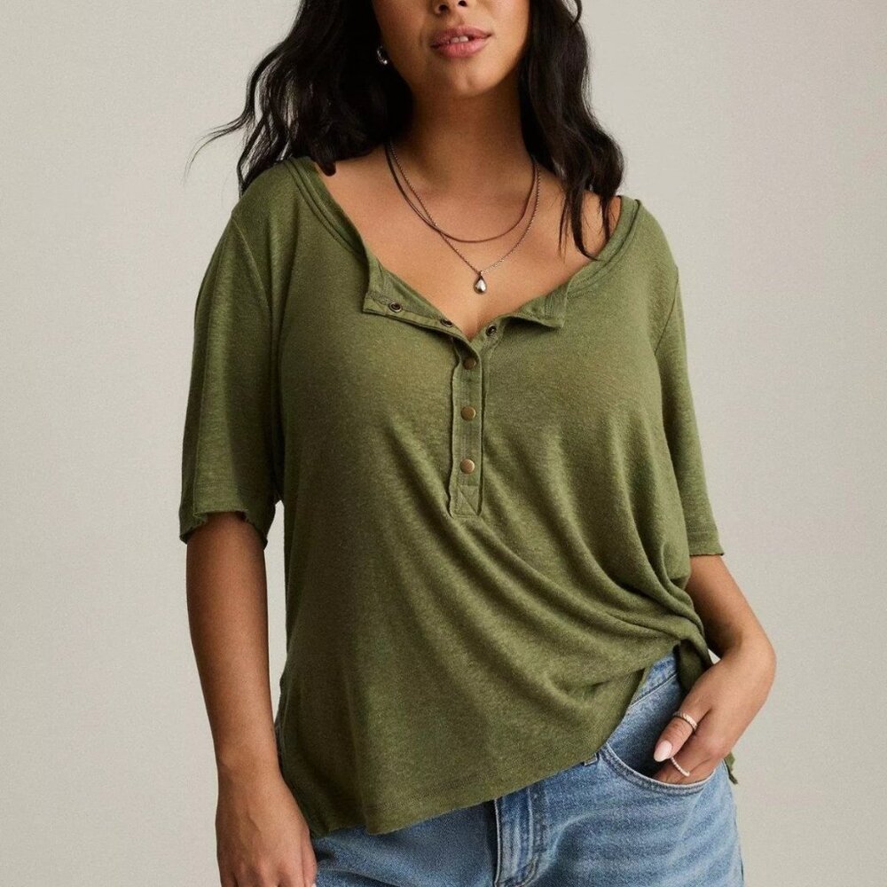 Torrid top - 3 3X 22/24 olive green henely - torrid t shirt - torrid shirt NWTs